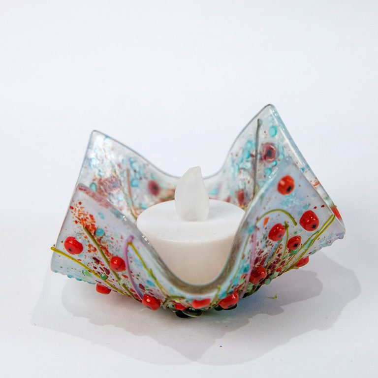 Draped Poppy Flower Meadow T-Light