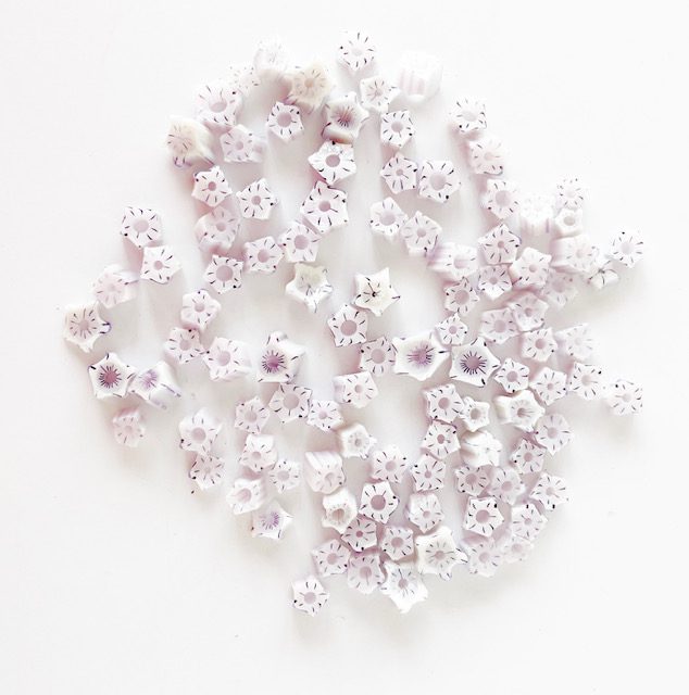 Curious - White and Neo Star Flower - 90COE - 25g - Image 2