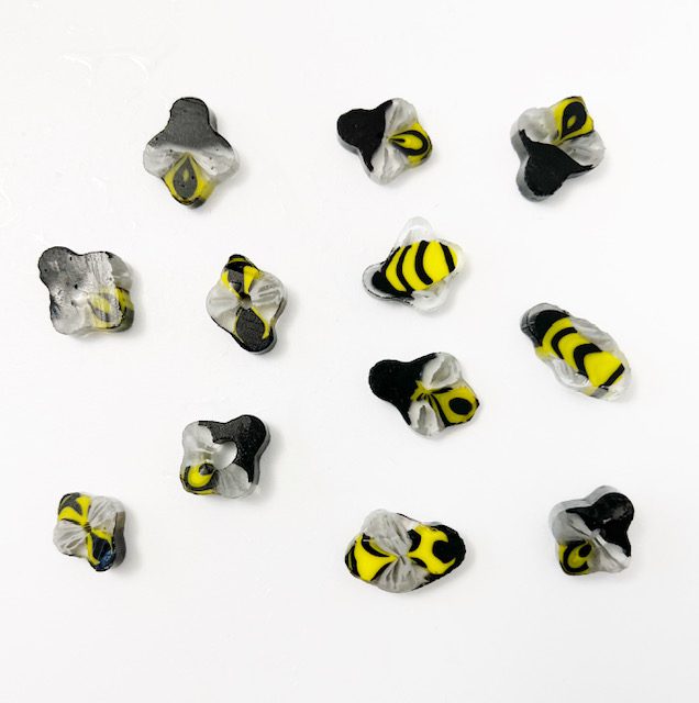 Curious XL - Bumblebee Orchid - 96COE - 25g