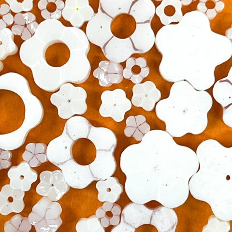 Curious – Murrine - Mixed Size - White Flower – 96COE - 25g