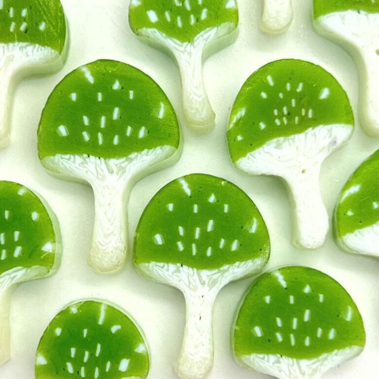 XL Murrine - Magic Green Mushroom - 90COE