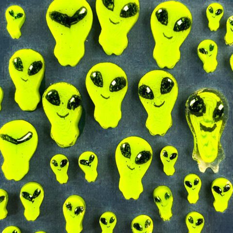 Murrine-Mix-Size-Green-Alien-90COE