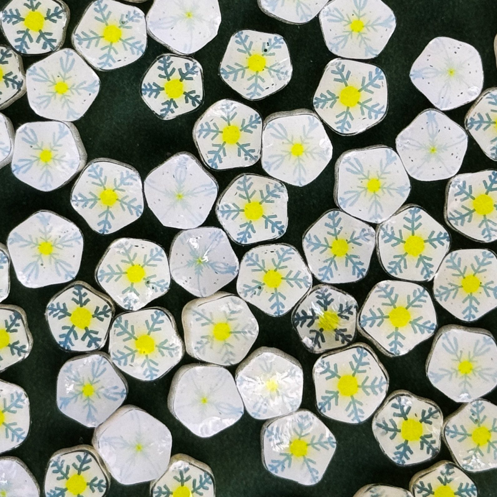 Murrine - Flowers - White Poinsettia - 90COE