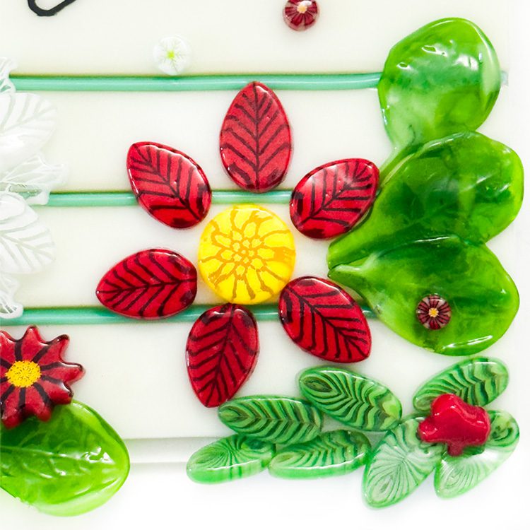 XL Murrine - Poinsettia Flower - 96COE