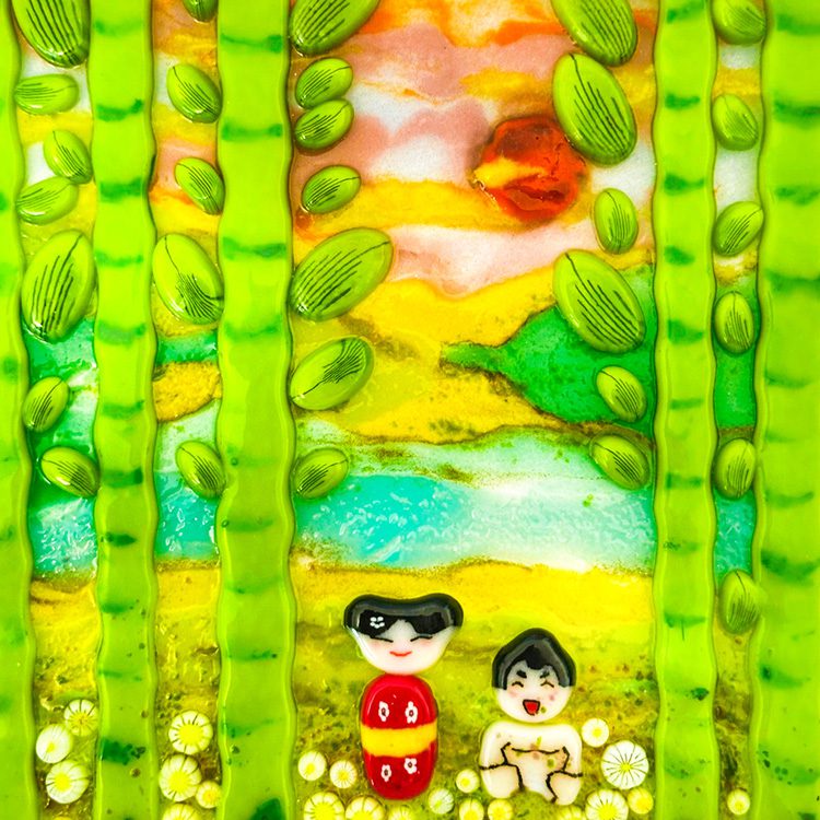 Fused Glass Sumo and Geisha Scene